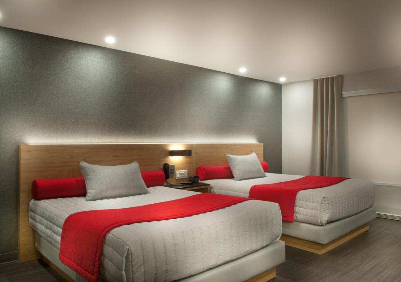 Ramada By Wyndham Laval Hotel Luaran gambar