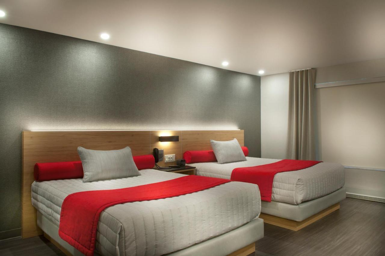 Ramada By Wyndham Laval Hotel Luaran gambar